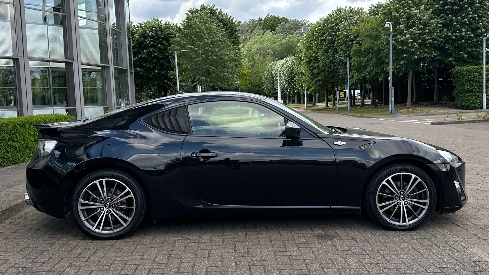 TOYOTA GT86 2.0 GT86 D-4S 2dr #11