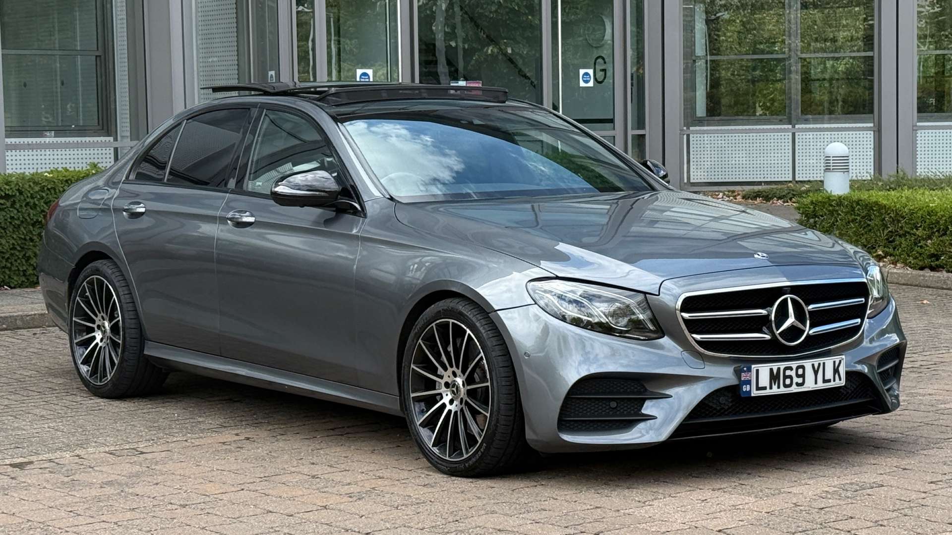 MERCEDES-BENZ E-CLASS 2.9 E 350 AMG Line Night Edition Premium+ D Auto 4dr #0