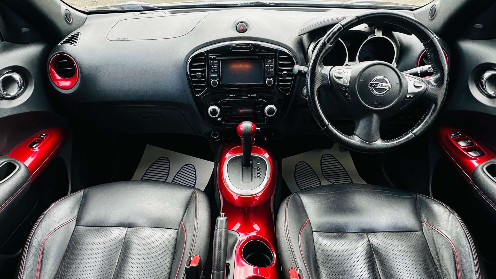 NISSAN JUKE 1.6 Juke Tekna CVT 5dr #19