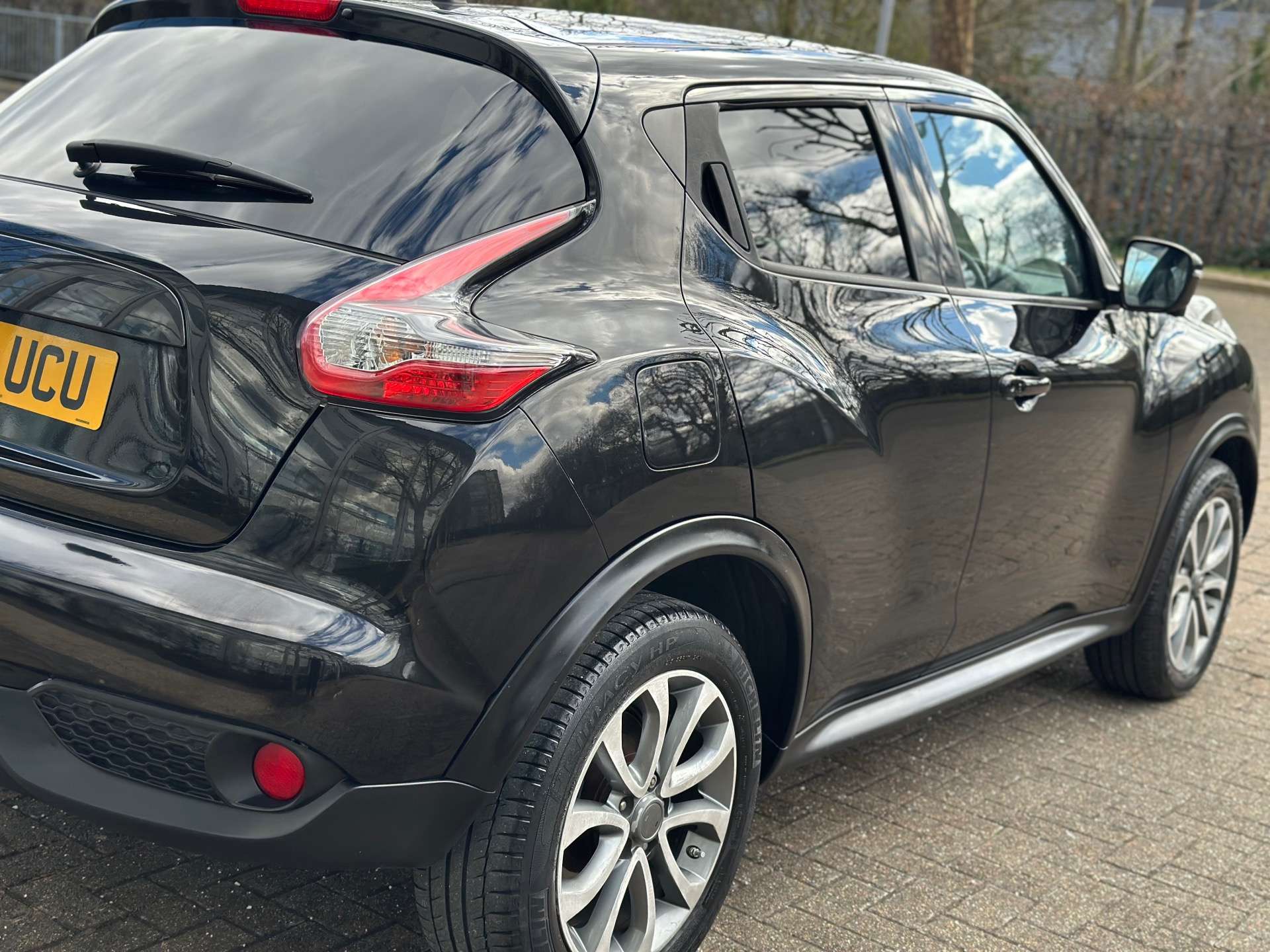 NISSAN JUKE 1.6 Juke Tekna CVT 5dr #23