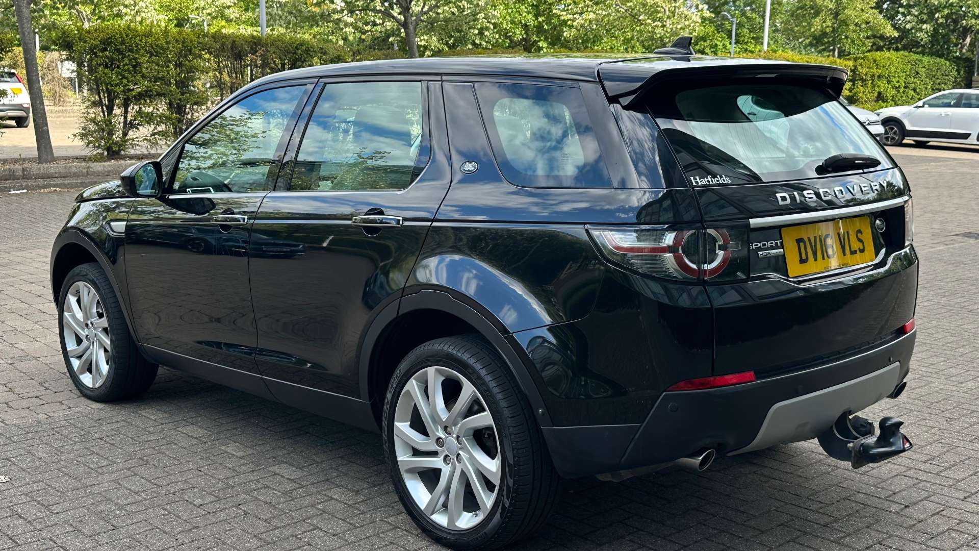 LAND ROVER DISCOVERY SPORT 2.0 Discovery Sport Luxury HSE TD4 Auto 4WD 5dr #9
