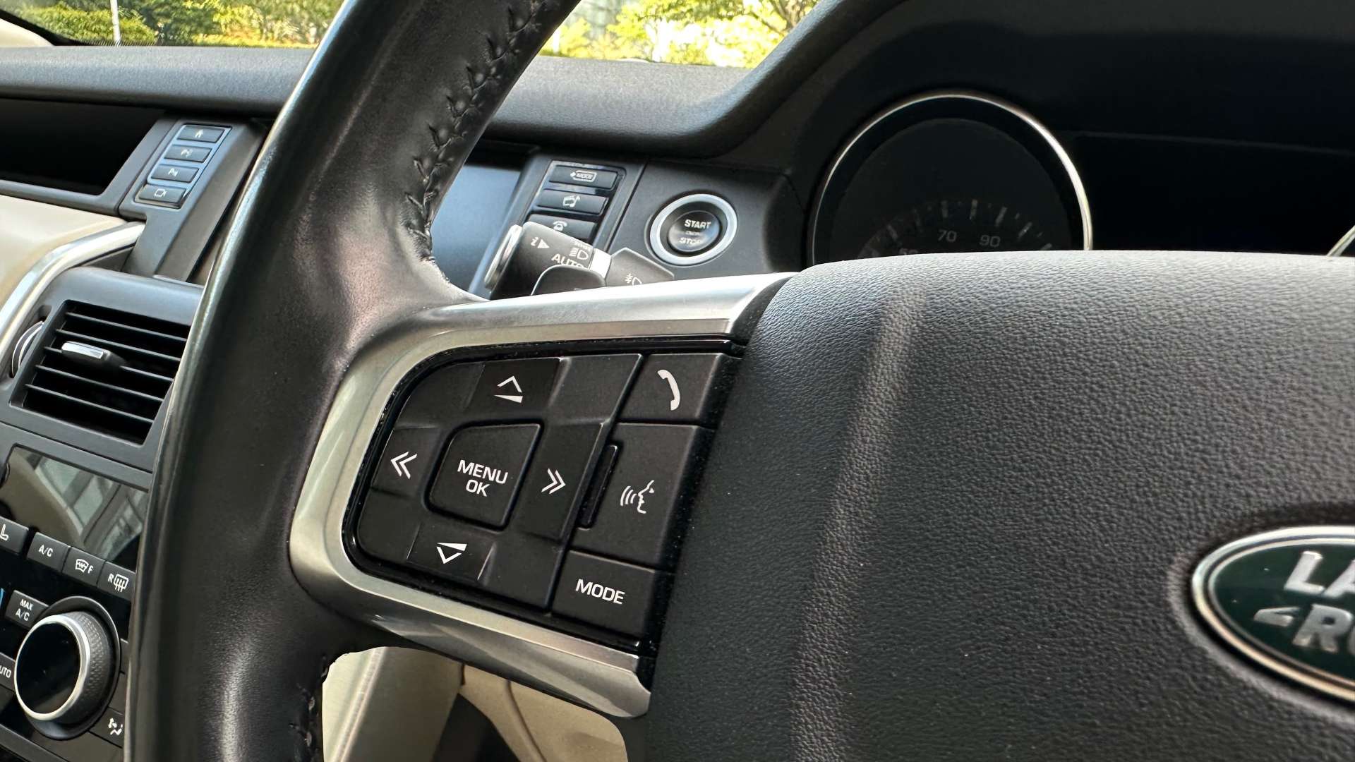 LAND ROVER DISCOVERY SPORT 2.0 Discovery Sport Luxury HSE TD4 Auto 4WD 5dr #21