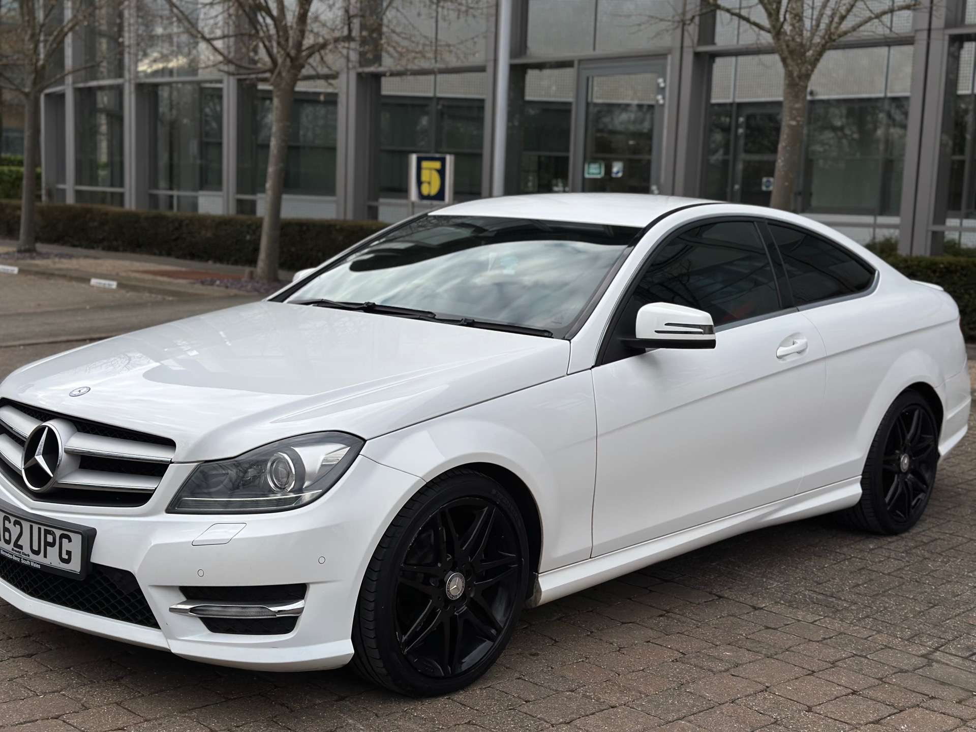 MERCEDES-BENZ C-CLASS 1.6 C180 AMG Sport+ BlueEfficiency Auto 2dr #5