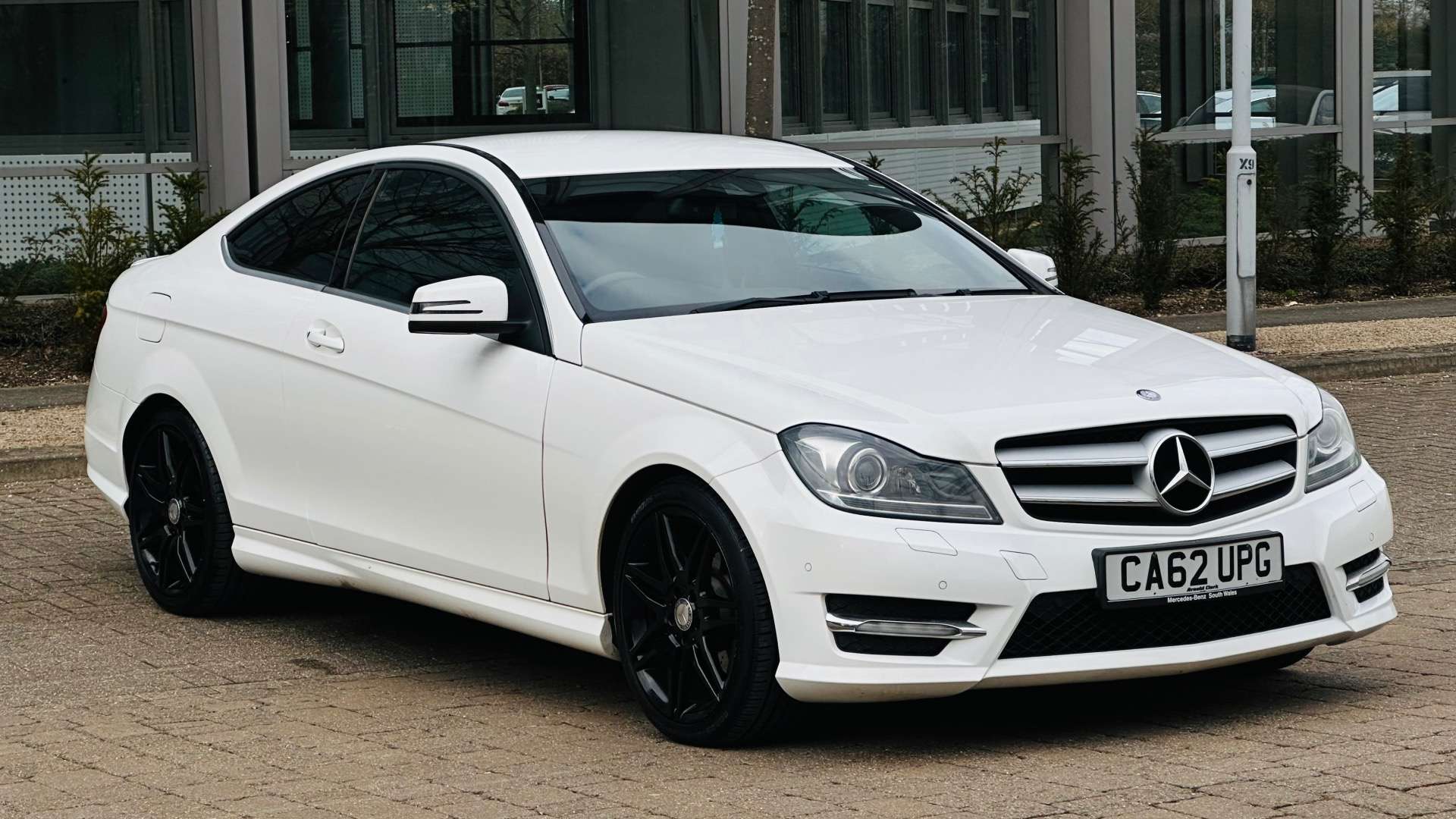 MERCEDES-BENZ C-CLASS 1.6 C180 AMG Sport+ BlueEfficiency Auto 2dr #9