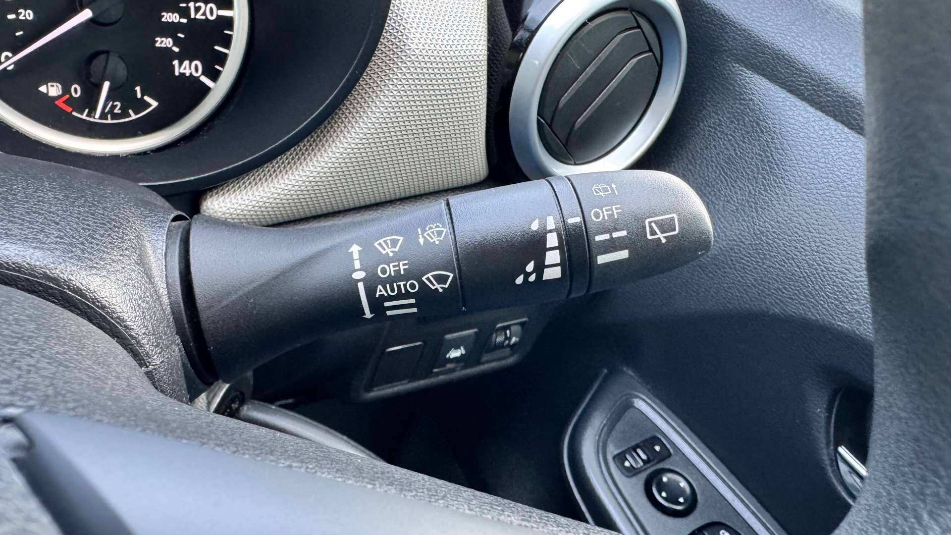 NISSAN MICRA 1.0 Micra Acenta 5dr #4