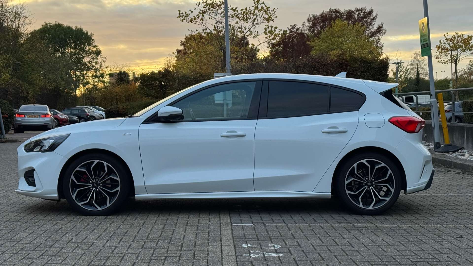 FORD FOCUS 1.0 Focus ST-Line X 5dr #4