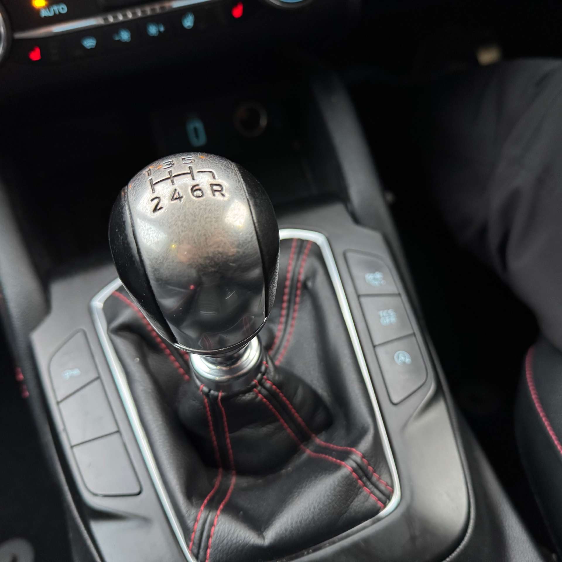 FORD FOCUS 1.0 Focus ST-Line X 5dr #19