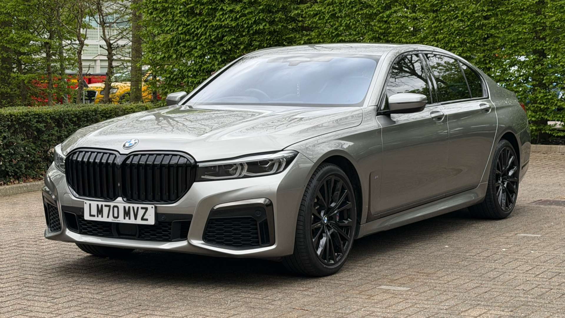 BMW 7 SERIES 3.0 730d M Sport Auto 4dr #2