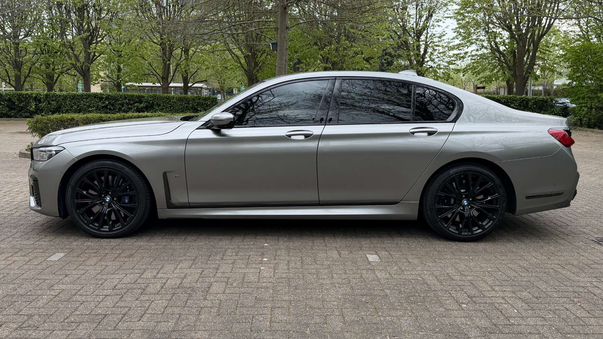 BMW 7 SERIES 3.0 730d M Sport Auto 4dr #3