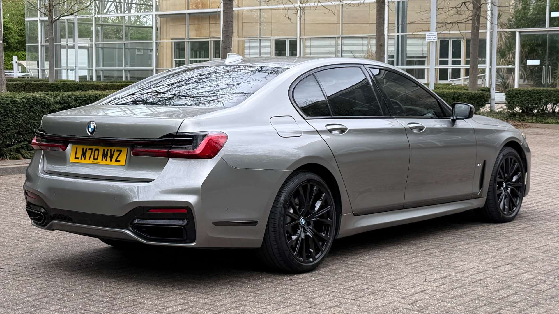 BMW 7 SERIES 3.0 730d M Sport Auto 4dr #6