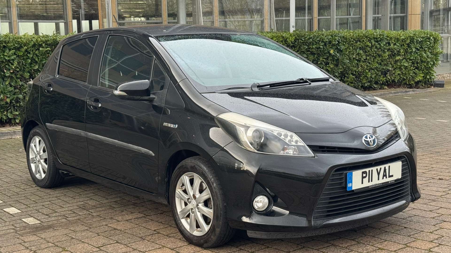 2013 YARIS 1.5 YARIS T4 HYBRID CVT 5DR 43,000 MILES 2013 AUTOMATIC PETROL HYBRID... photo