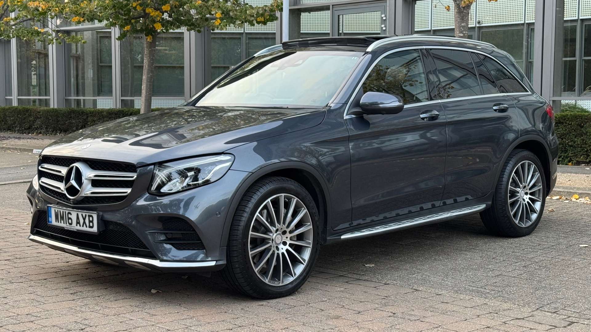 MERCEDES-BENZ GLC 2.1 GLC 220 D 4Matic AMG Line Premium Auto 4WD 5dr #3