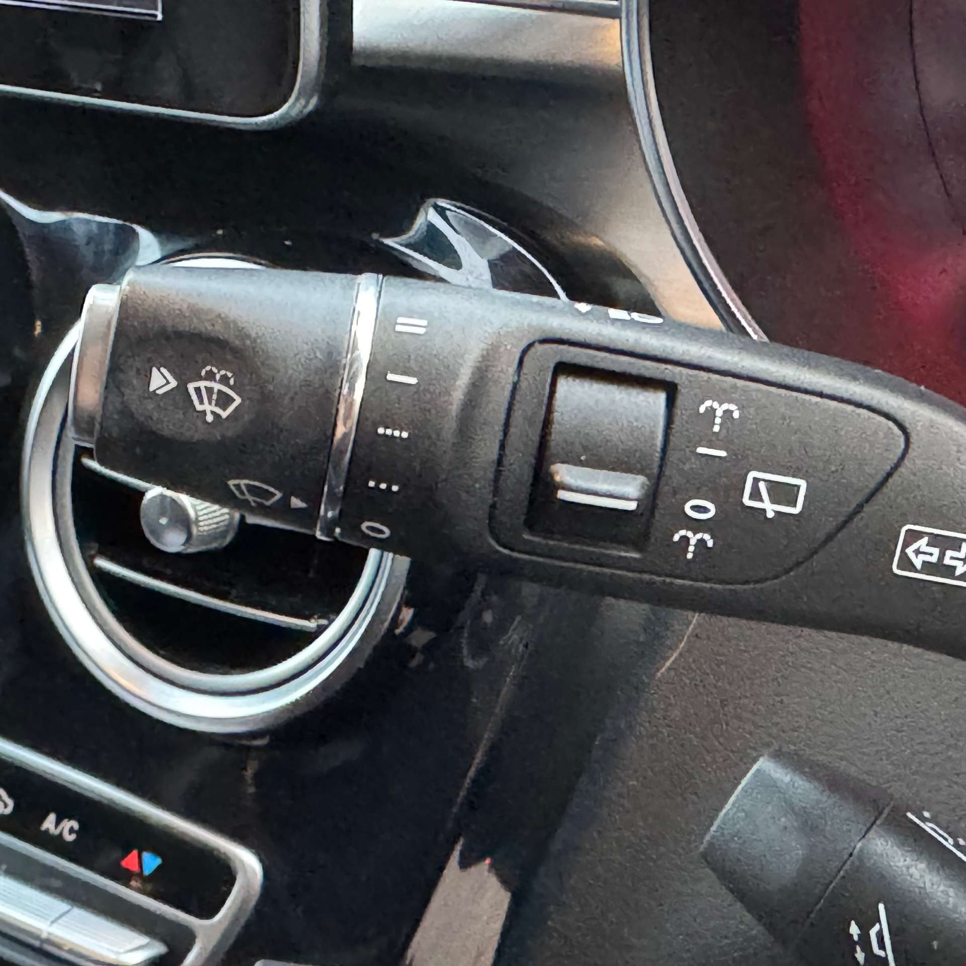 MERCEDES-BENZ GLC 2.1 GLC 220 D 4Matic AMG Line Premium Auto 4WD 5dr #27