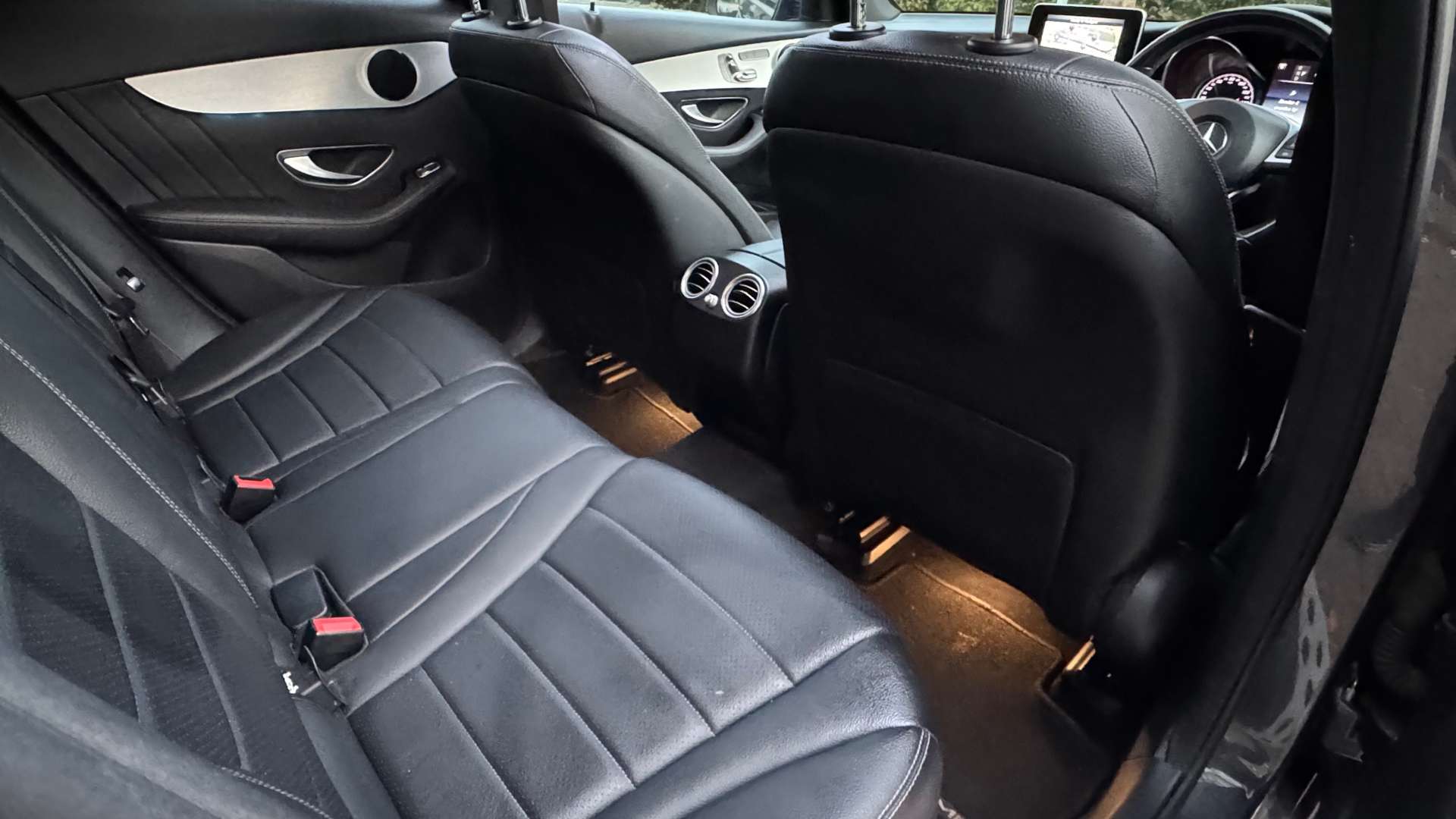 MERCEDES-BENZ GLC 2.1 GLC 220 D 4Matic AMG Line Premium Auto 4WD 5dr #35