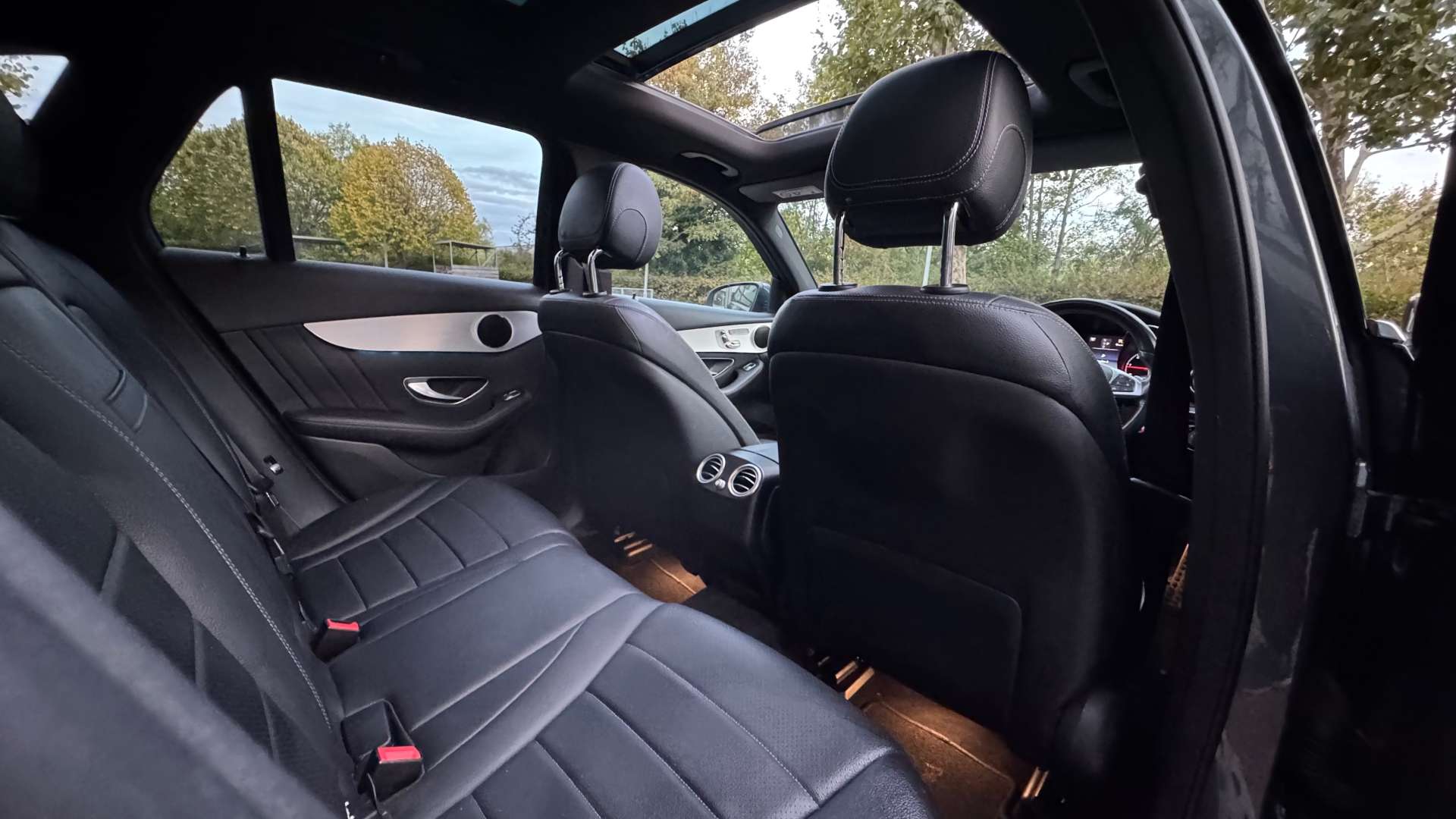 MERCEDES-BENZ GLC 2.1 GLC 220 D 4Matic AMG Line Premium Auto 4WD 5dr #44