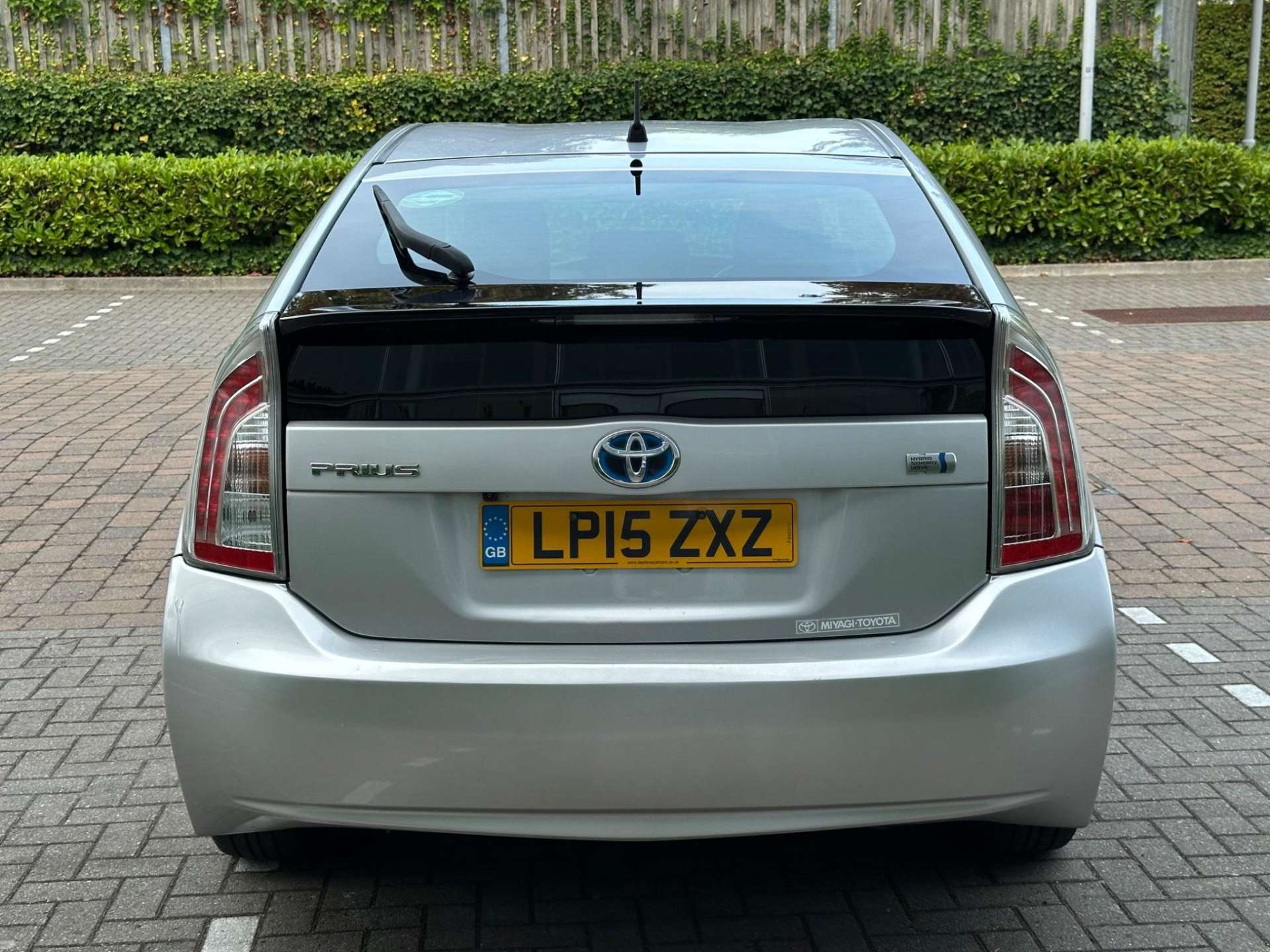 TOYOTA PRIUS 1.8 Prius T4 VVT-I CVT 5dr #3