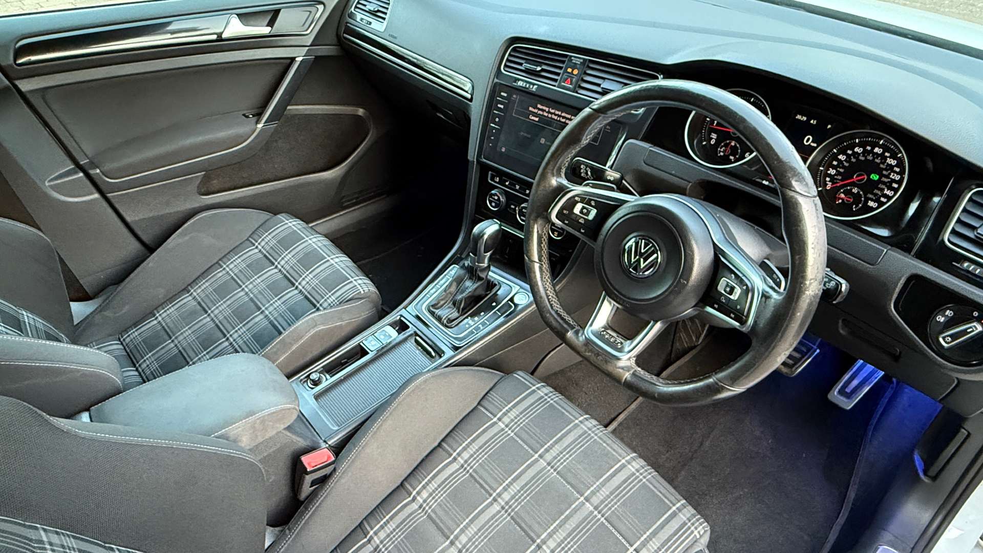 VOLKSWAGEN GOLF 2.0 Golf GTD Semi-Auto 5dr #12