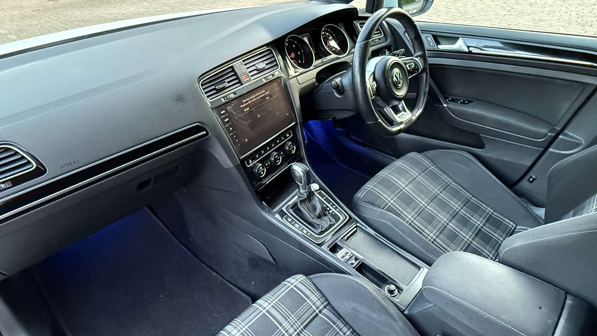VOLKSWAGEN GOLF 2.0 Golf GTD Semi-Auto 5dr #13