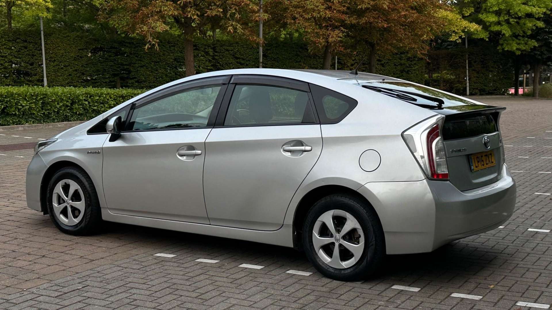 TOYOTA PRIUS 1.8 Prius T4 VVT-I CVT 5dr #4