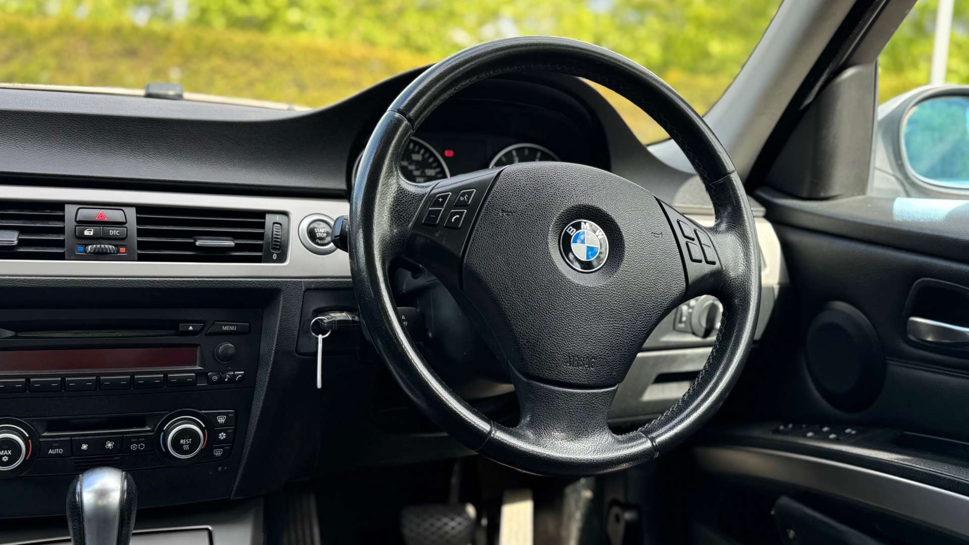 BMW 3 SERIES 2.0 320i SE Auto 4dr #11