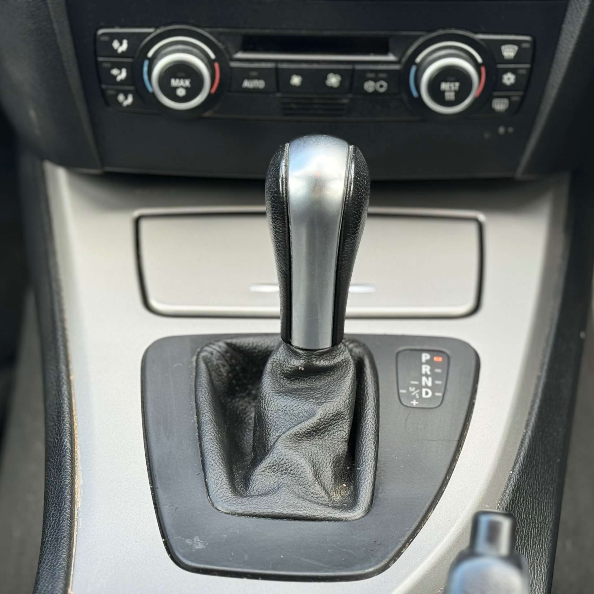 BMW 3 SERIES 2.0 320i SE Auto 4dr #23