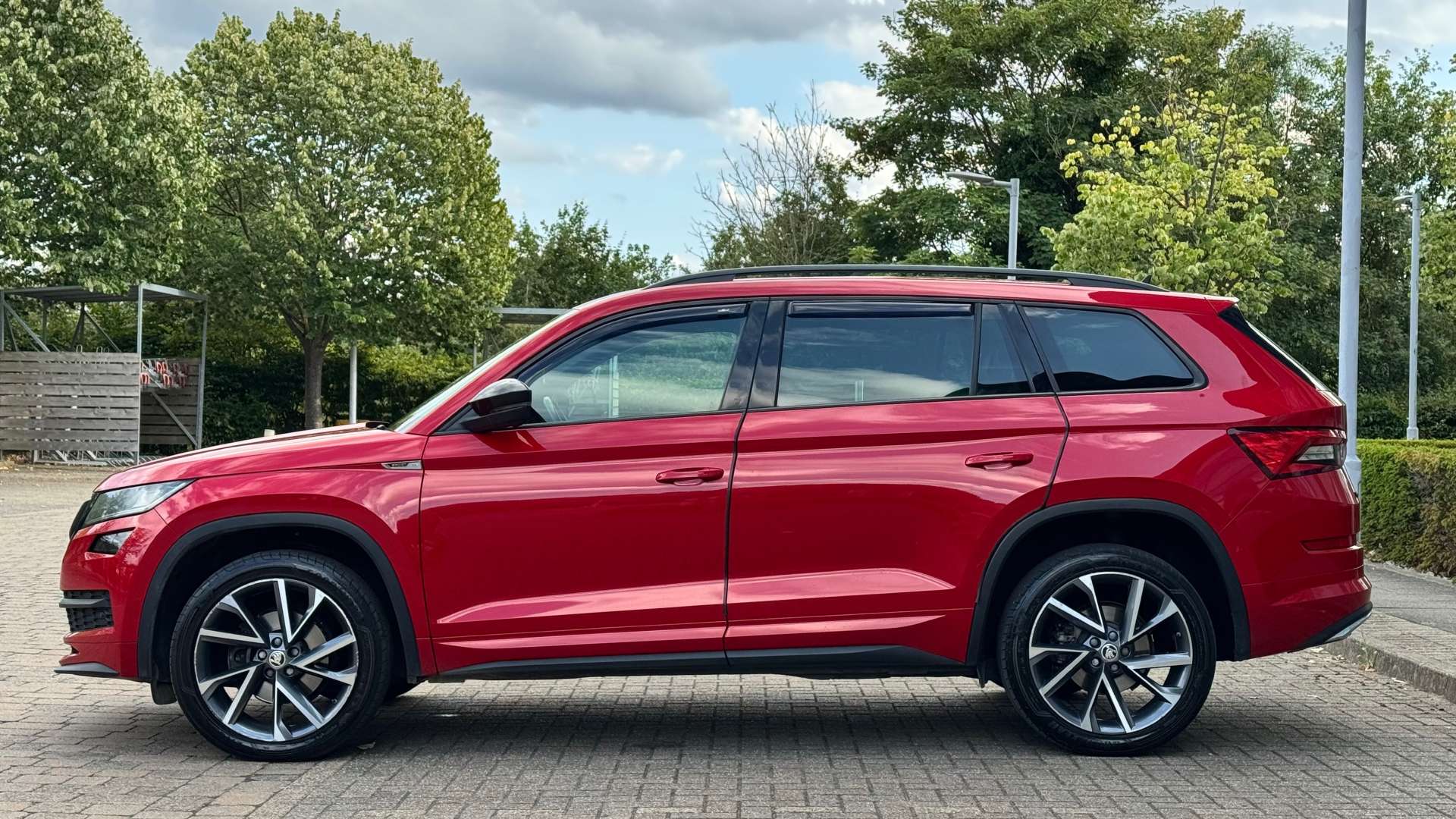 SKODA KODIAQ 2.0 Kodiaq Sportline TDI SCR 4x4 Semi-Auto 4WD 5dr #9