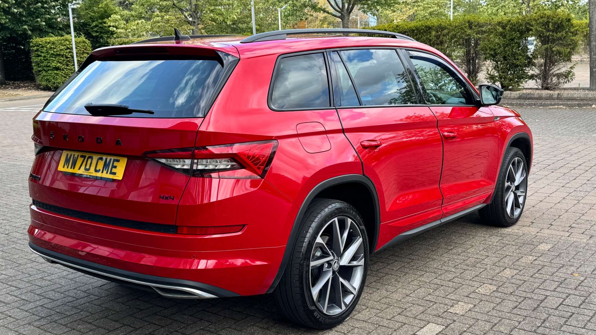 SKODA KODIAQ 2.0 Kodiaq Sportline TDI SCR 4x4 Semi-Auto 4WD 5dr #17