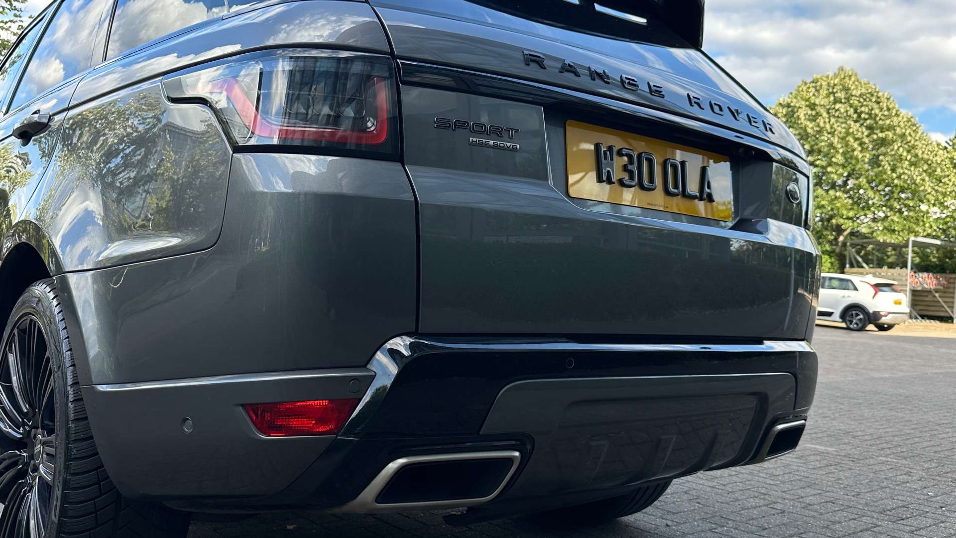 LAND ROVER RANGE ROVER SPORT 3.0 Range Rover Sport HSE Dynamic SDV6 Auto 4WD 5dr #14