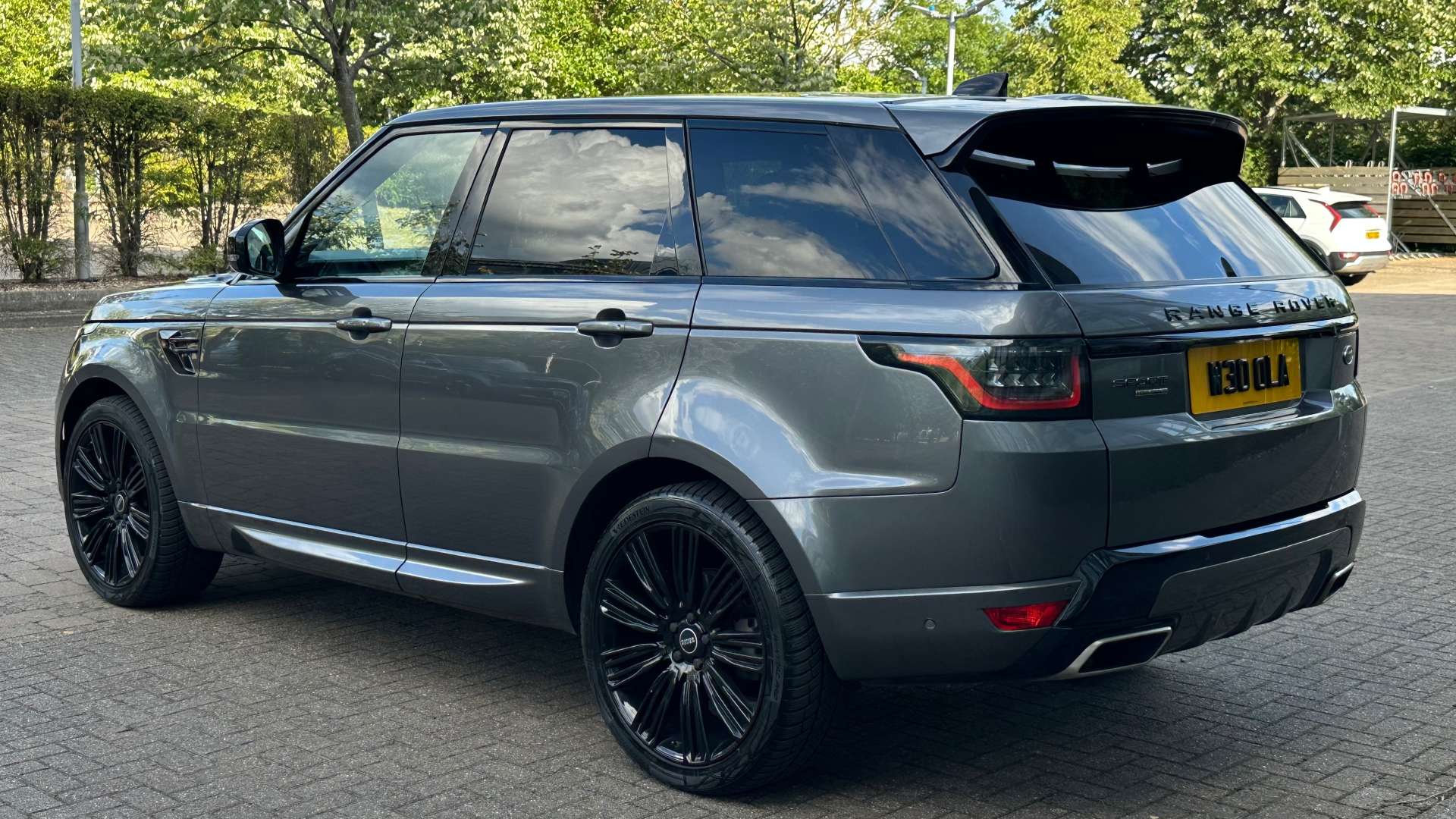 LAND ROVER RANGE ROVER SPORT 3.0 Range Rover Sport HSE Dynamic SDV6 Auto 4WD 5dr #42