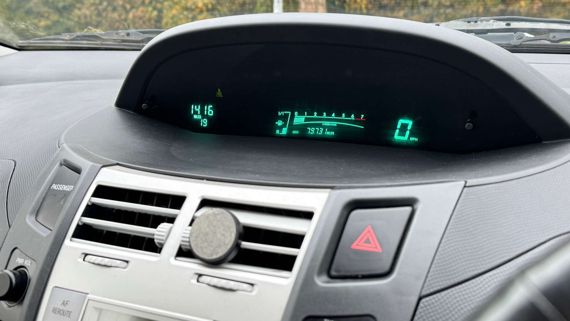 TOYOTA YARIS 1.0 Yaris T3 3dr #14