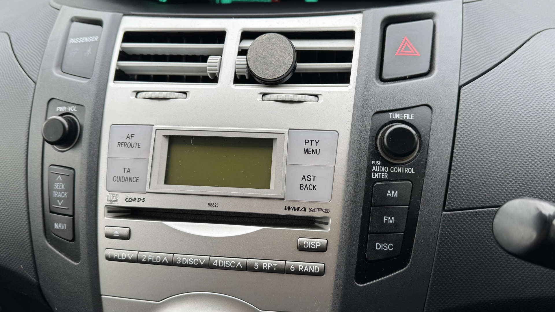 TOYOTA YARIS 1.0 Yaris T3 3dr #20