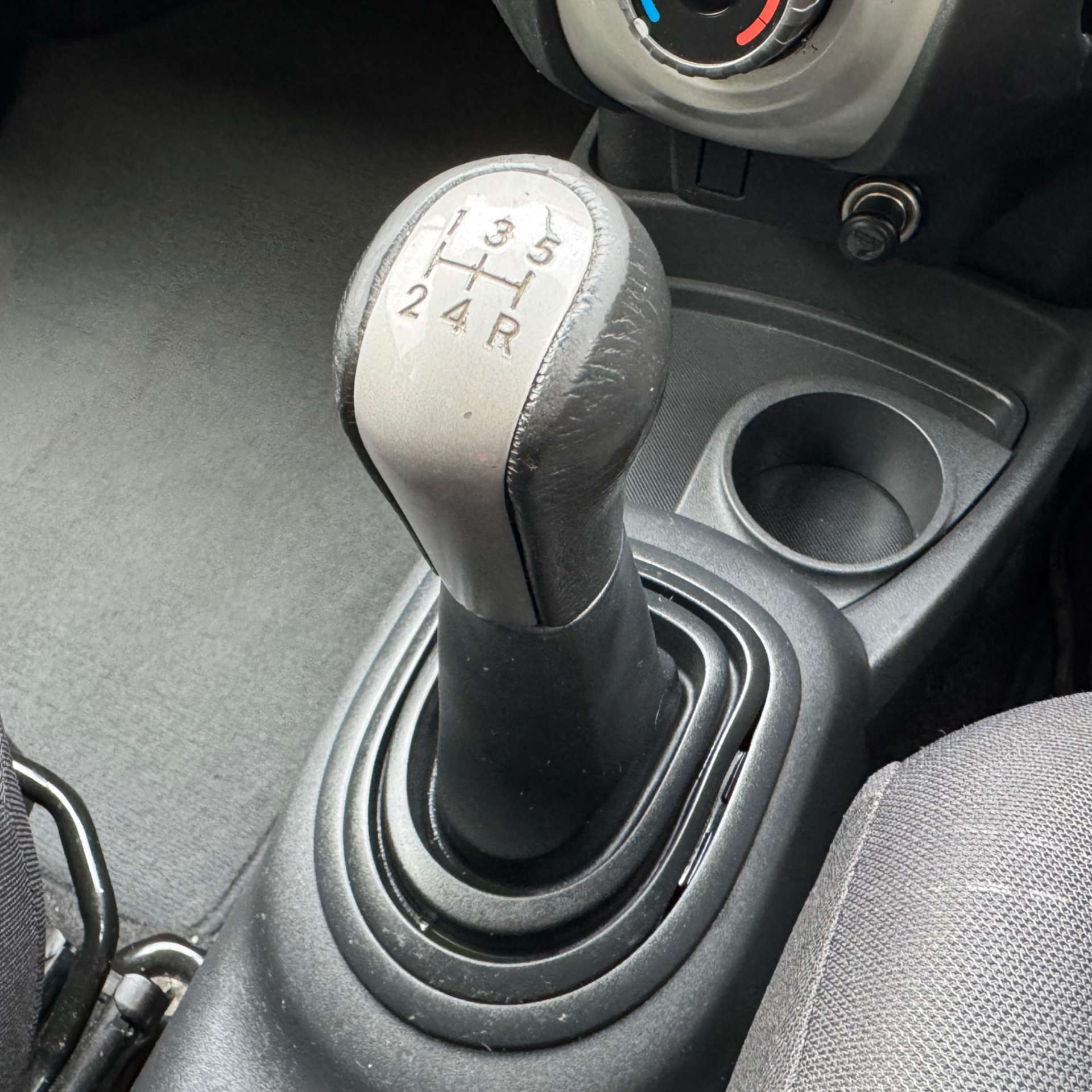 TOYOTA YARIS 1.0 Yaris T3 3dr #25