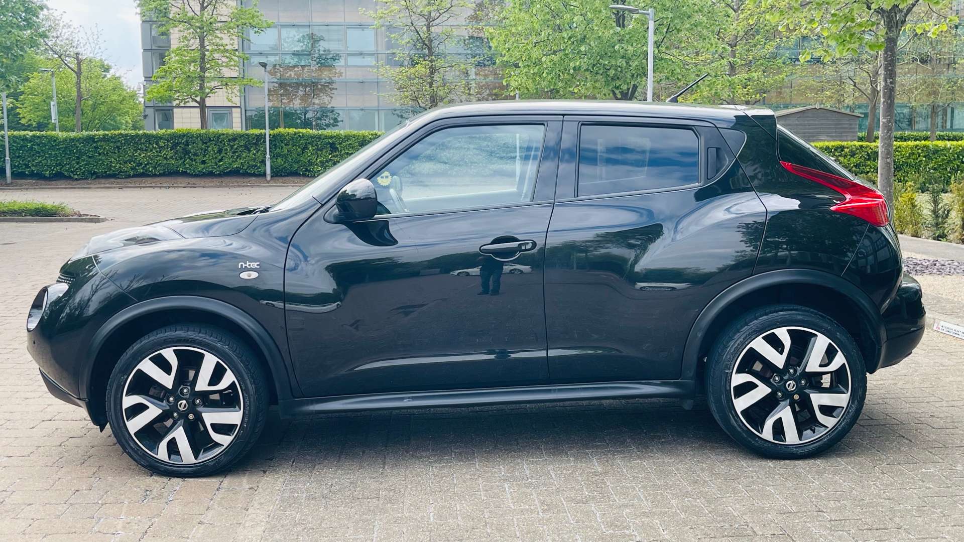 NISSAN JUKE 1.6 Juke N-Tec CVT 5dr #3