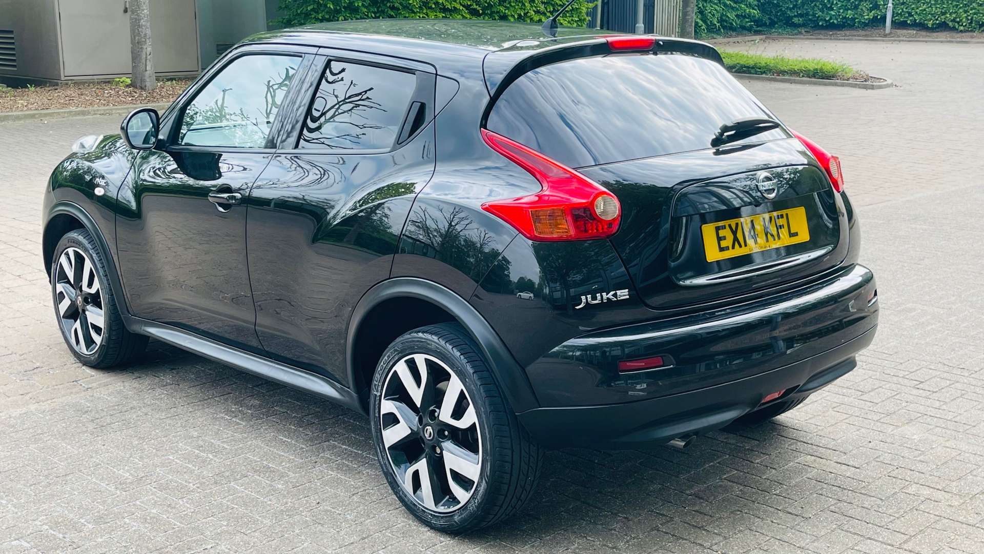NISSAN JUKE 1.6 Juke N-Tec CVT 5dr #4