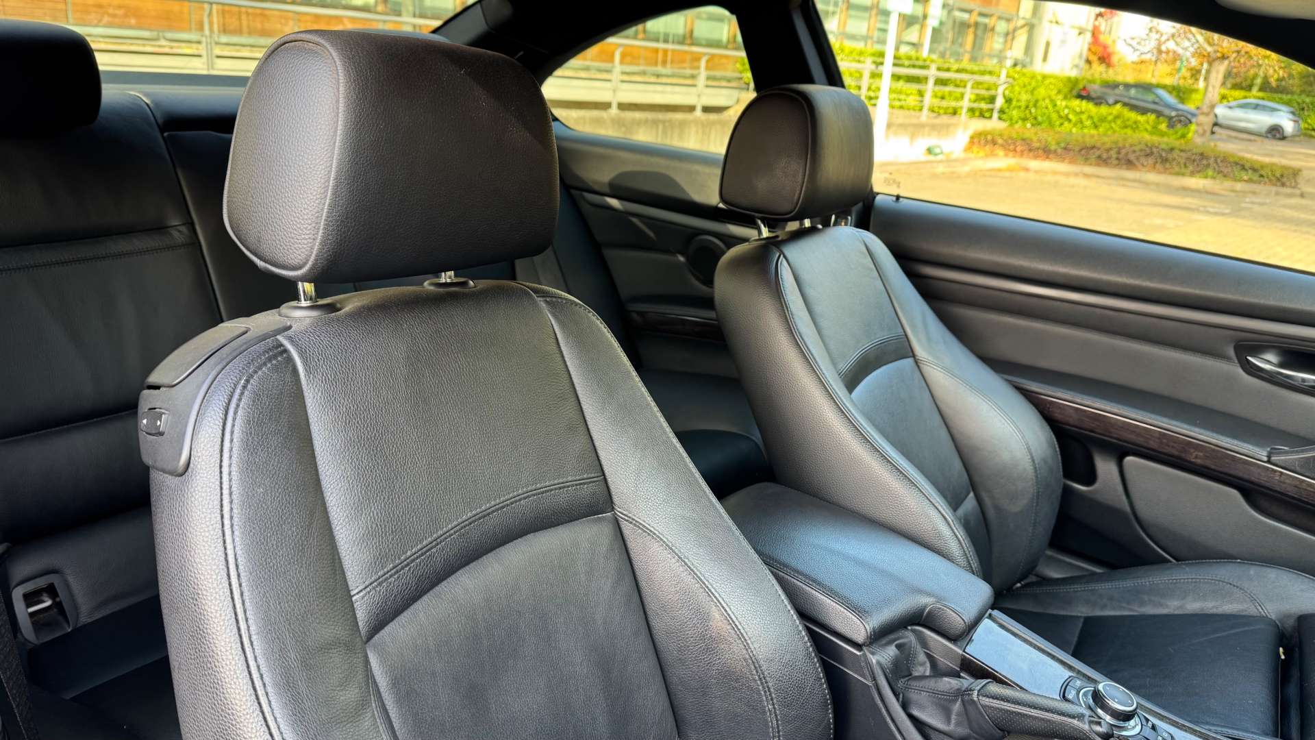 BMW 3 SERIES 3.0 325i M Sport Auto 2dr #18