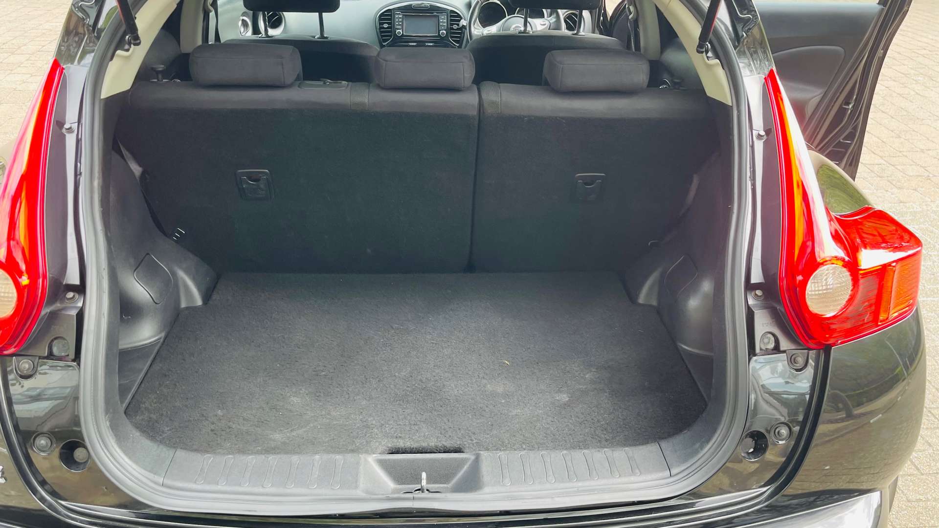 NISSAN JUKE 1.6 Juke N-Tec CVT 5dr #24