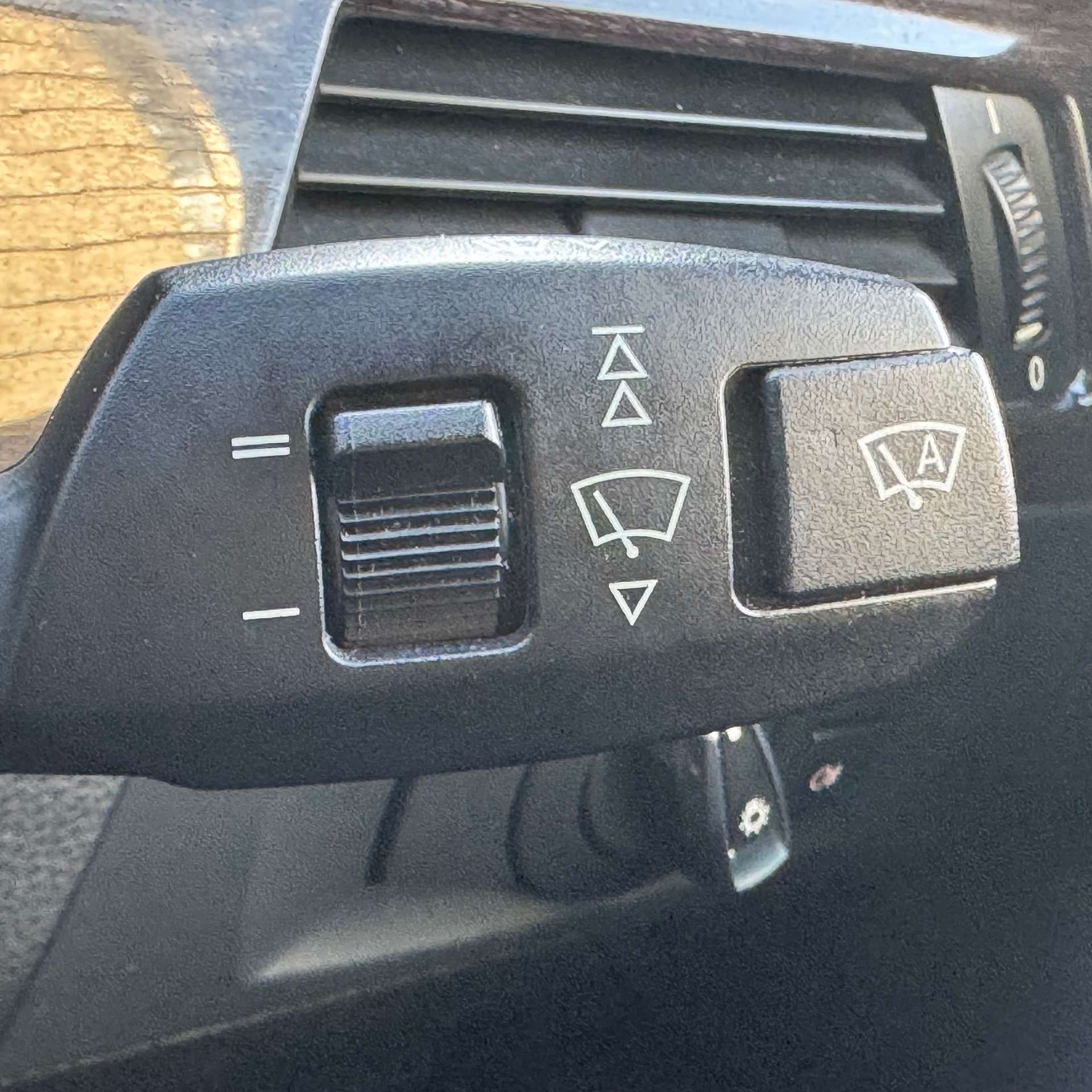 BMW 3 SERIES 3.0 325i M Sport Auto 2dr #37