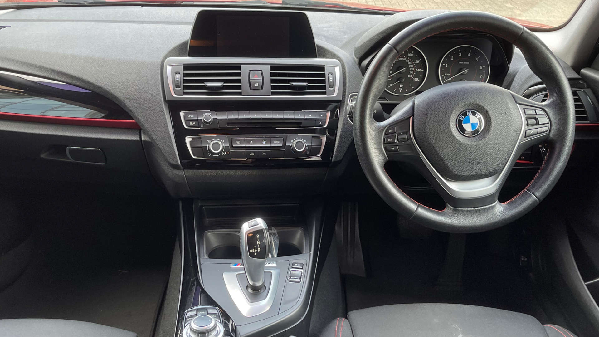 BMW 1 SERIES 1.5 118I Sport Auto 5dr #14
