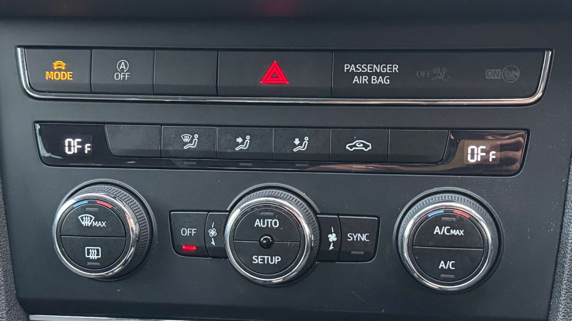 SEAT LEON 1.4 Leon FR Technology EcoTSI 5dr #37