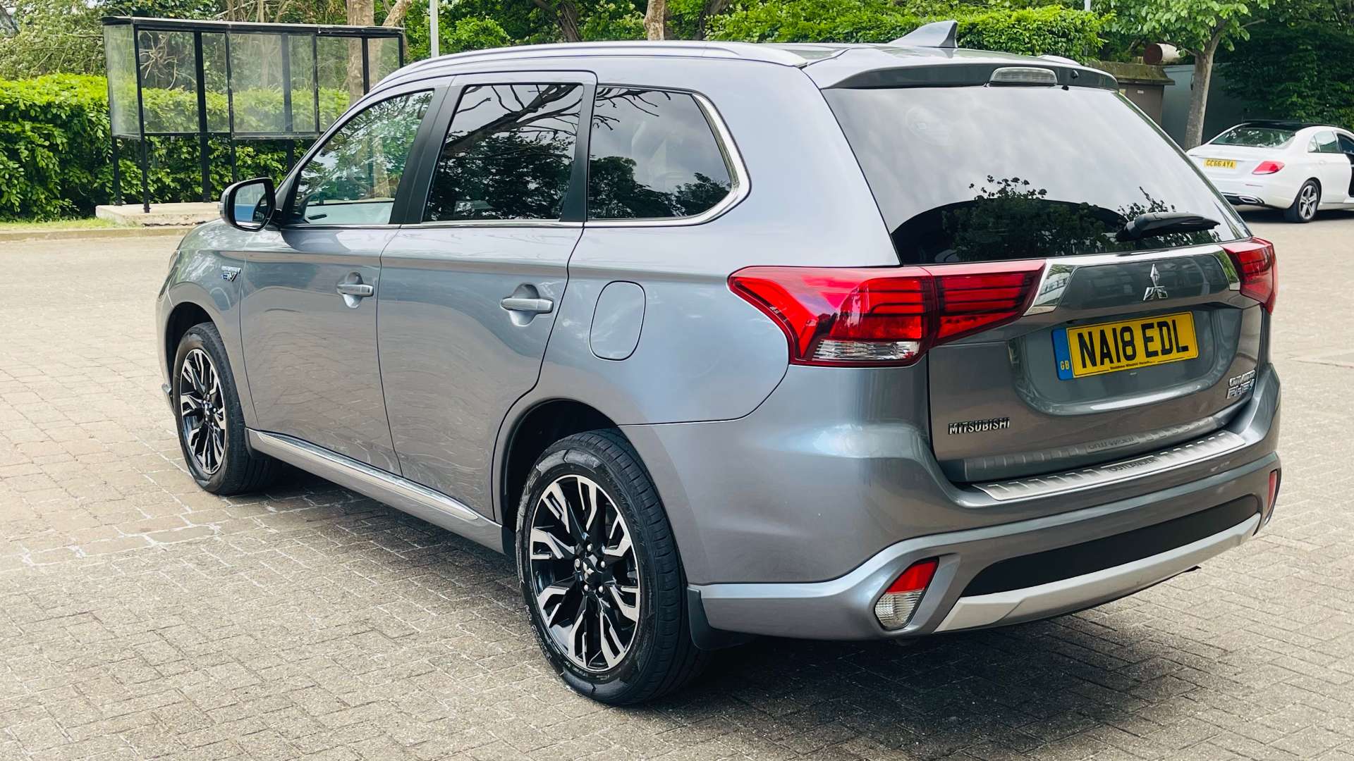 MITSUBISHI OUTLANDER 2.0 Outlander 4h PHEV CVT 4WD 5dr #9