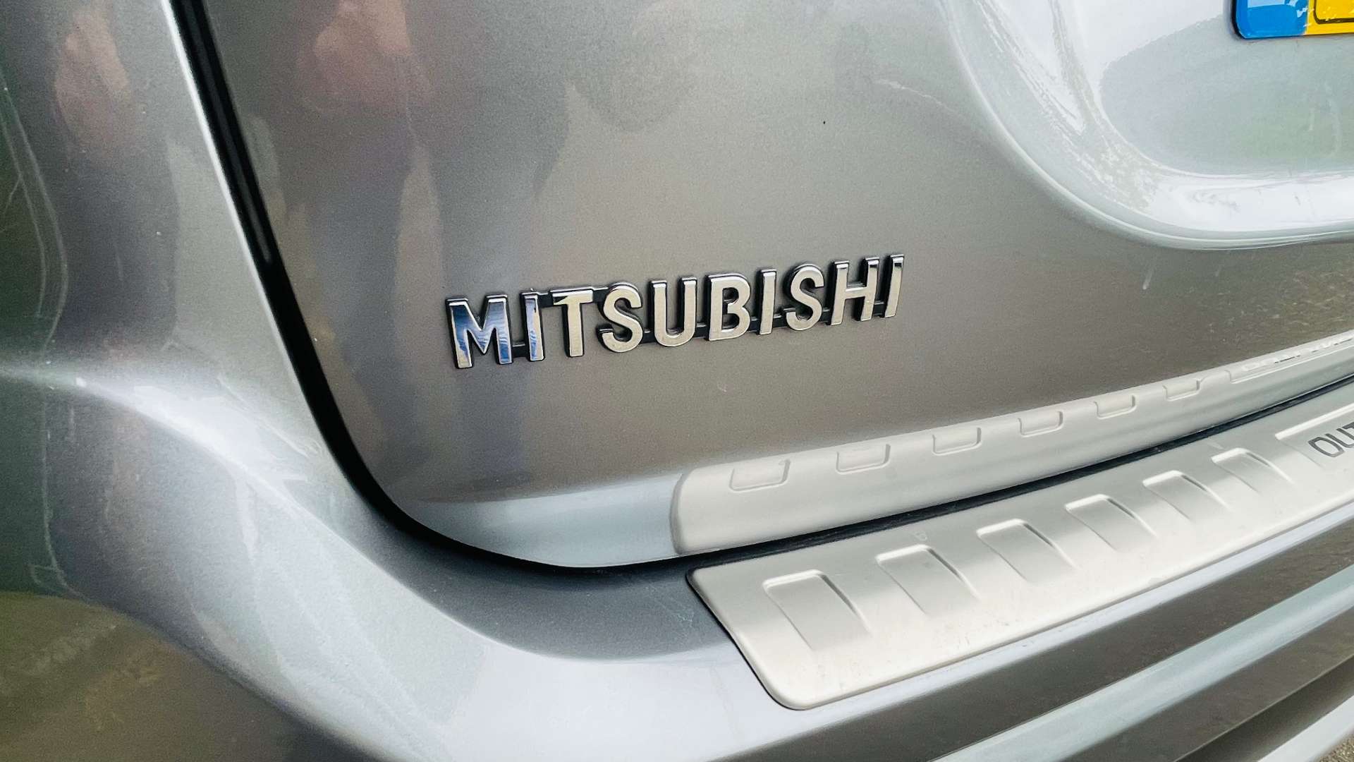 MITSUBISHI OUTLANDER 2.0 Outlander 4h PHEV CVT 4WD 5dr #22