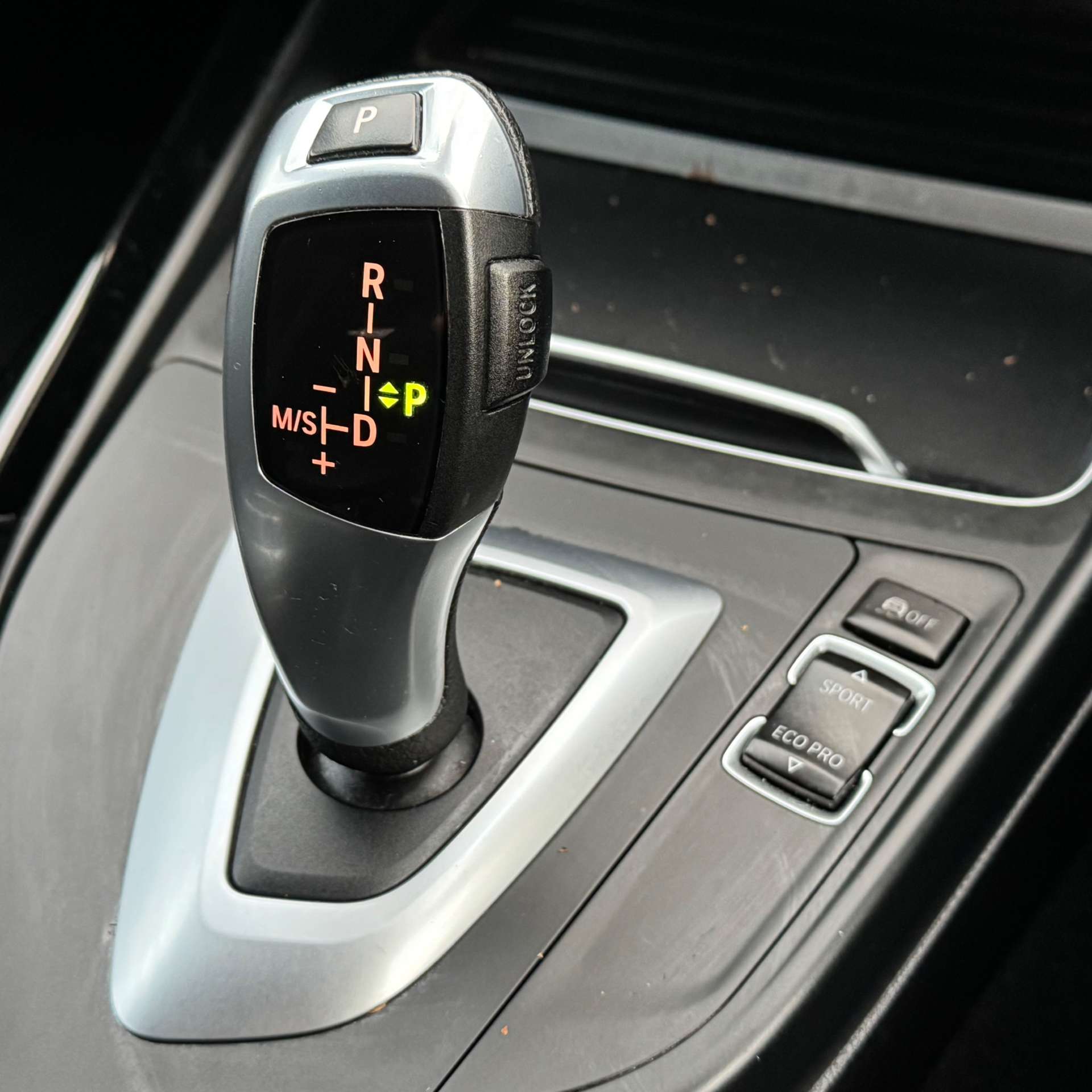 BMW 1 SERIES 2.0 118d M Sport Shadow Edition Auto 5dr #40