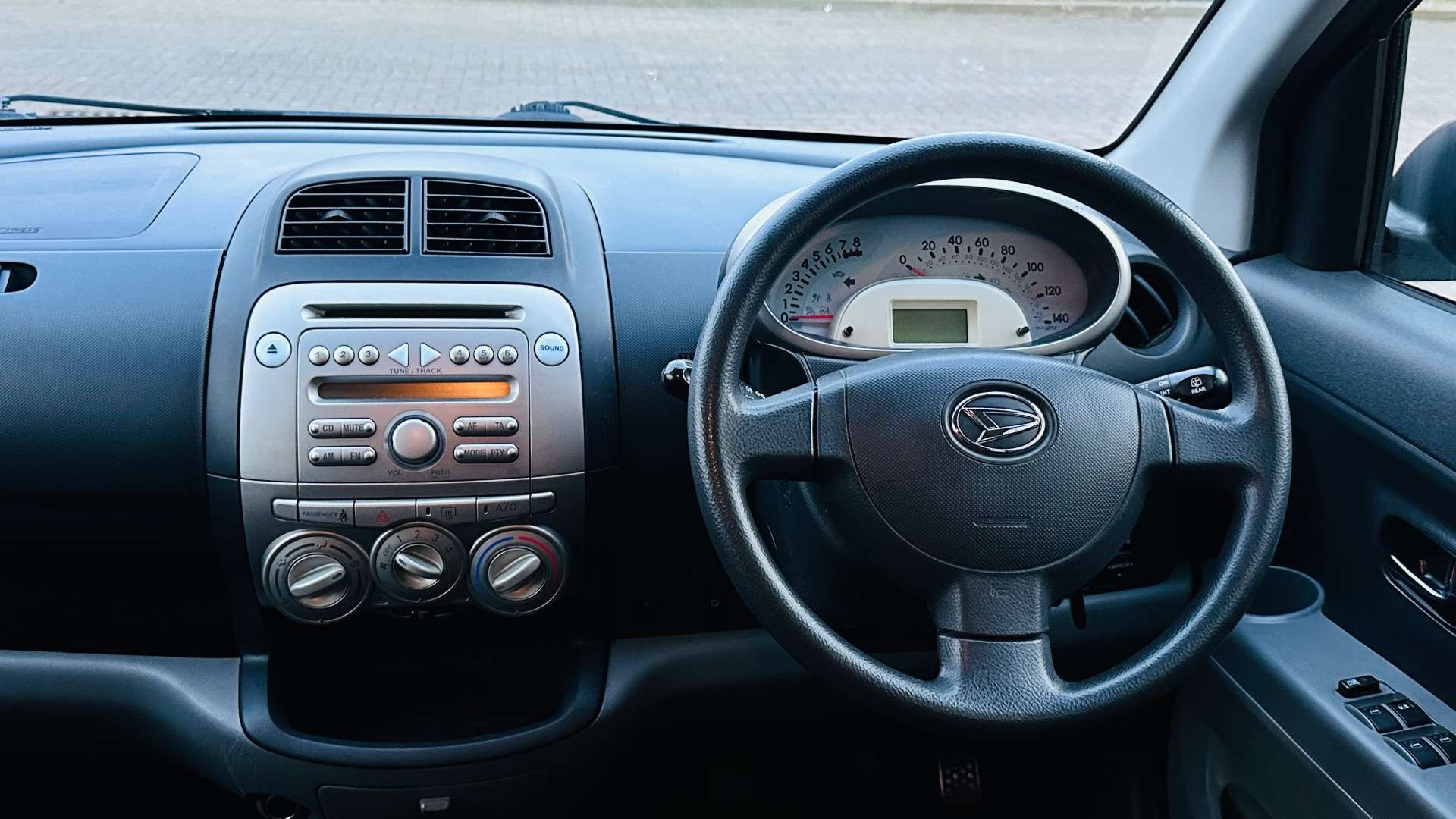 DAIHATSU SIRION 1.3 Sirion SE 5dr #9