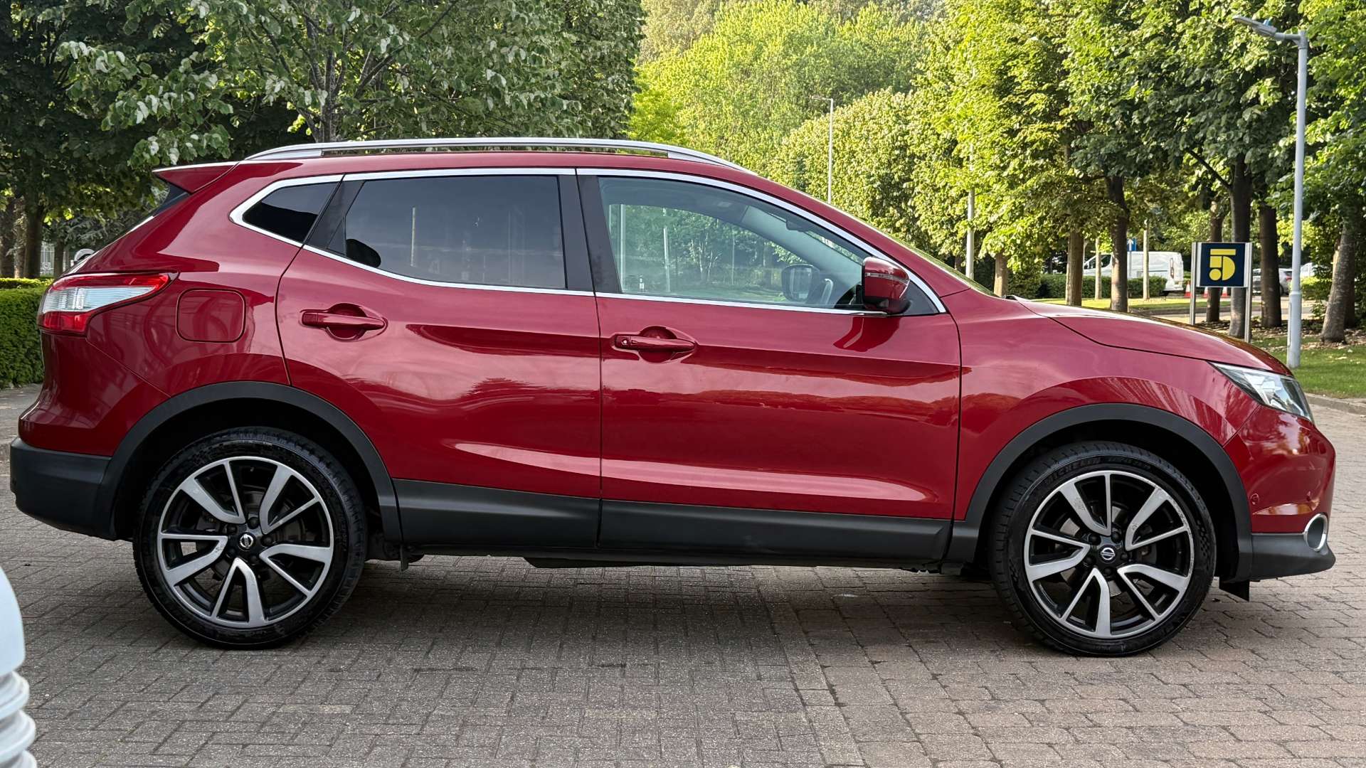 NISSAN QASHQAI 1.6 Qashqai Tekna dCi CVT 5dr #36