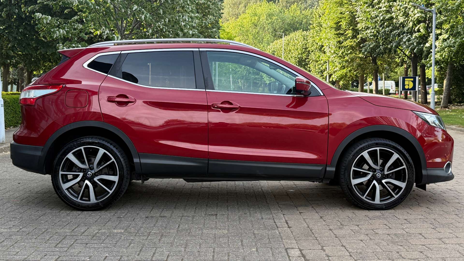 NISSAN QASHQAI 1.6 Qashqai Tekna dCi CVT 5dr #37