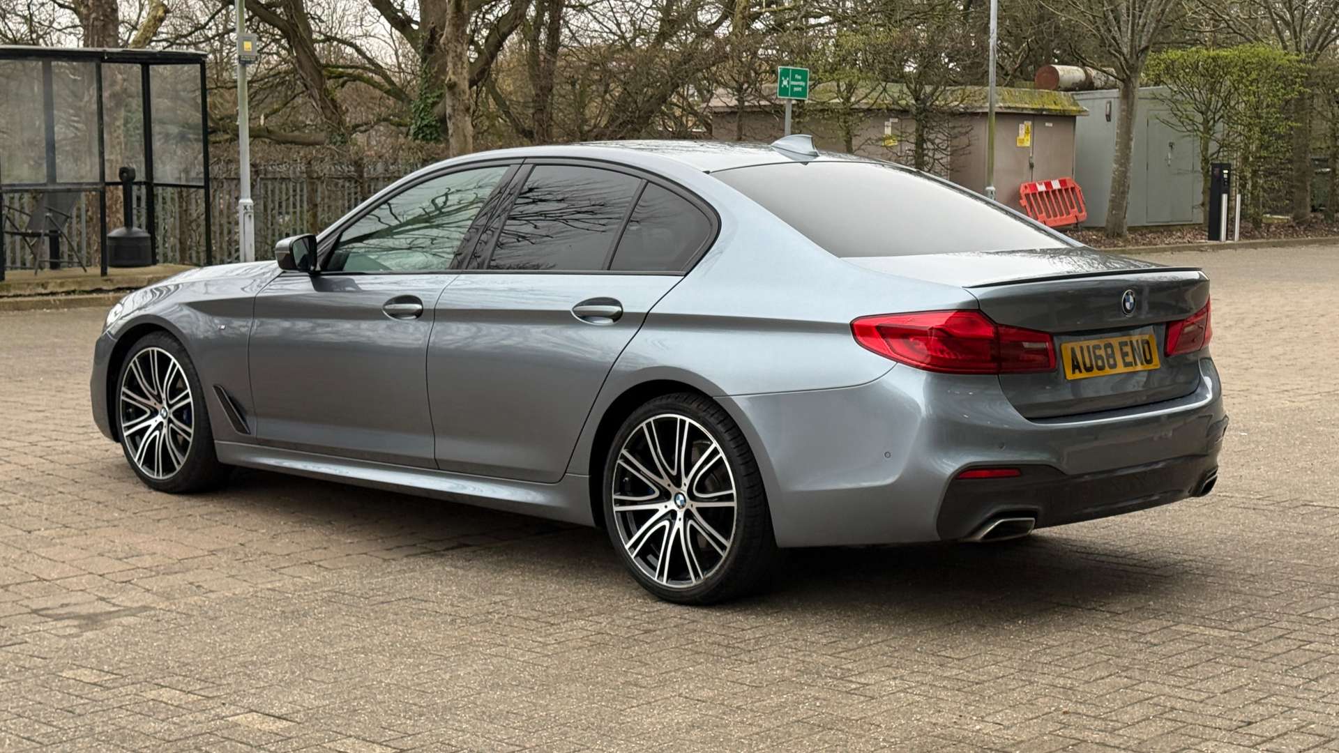 BMW 5 SERIES 3.0 530d M Sport Auto 4dr #16