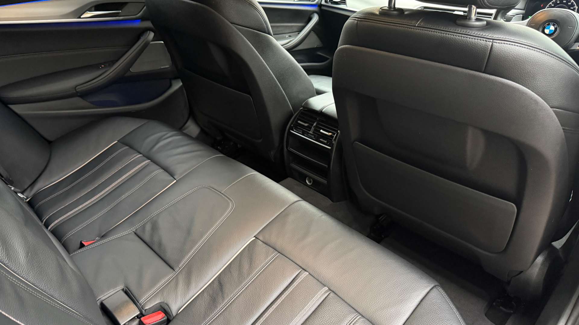 BMW 5 SERIES 3.0 530d M Sport Auto 4dr #27