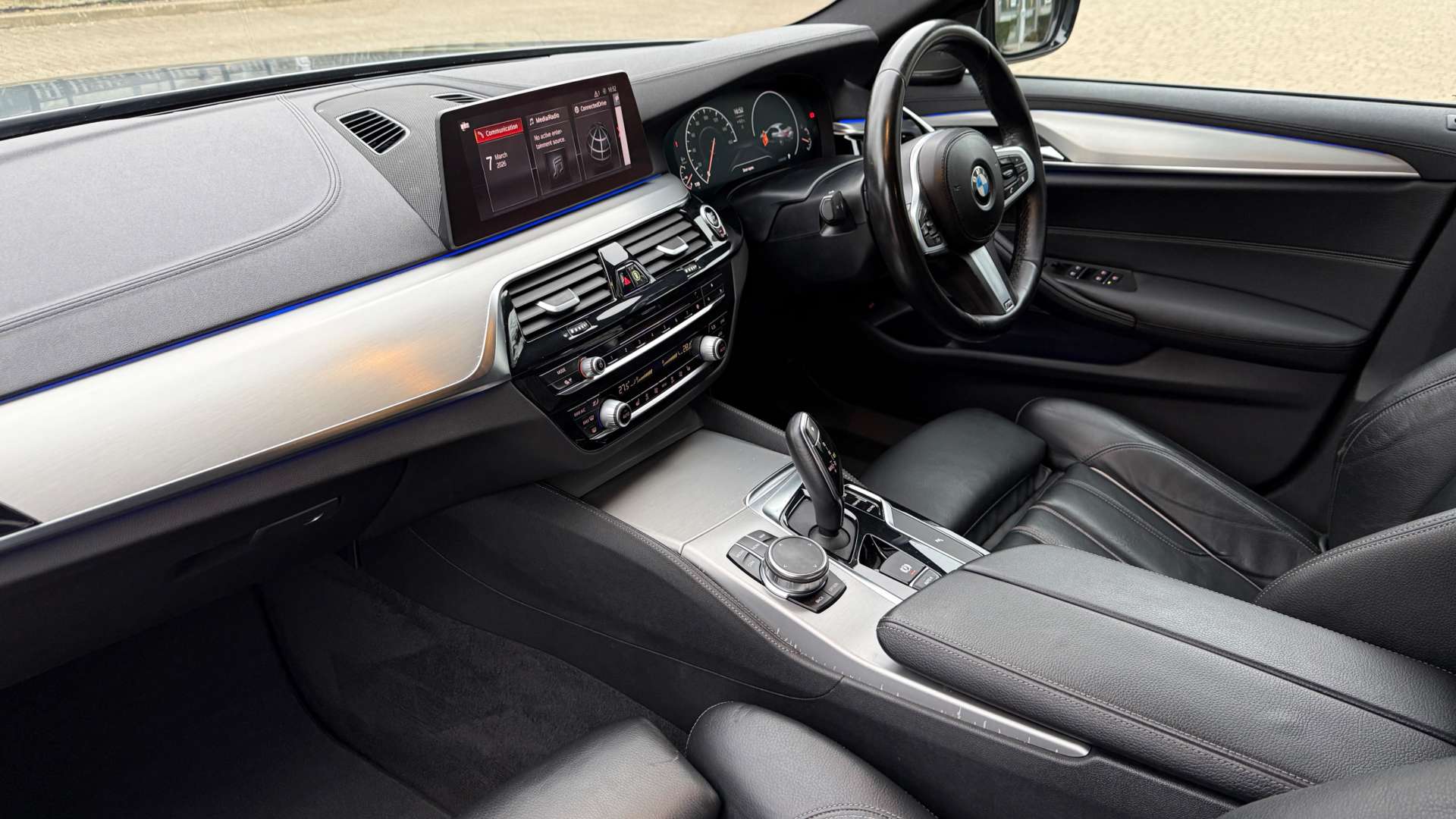 BMW 5 SERIES 3.0 530d M Sport Auto 4dr #30