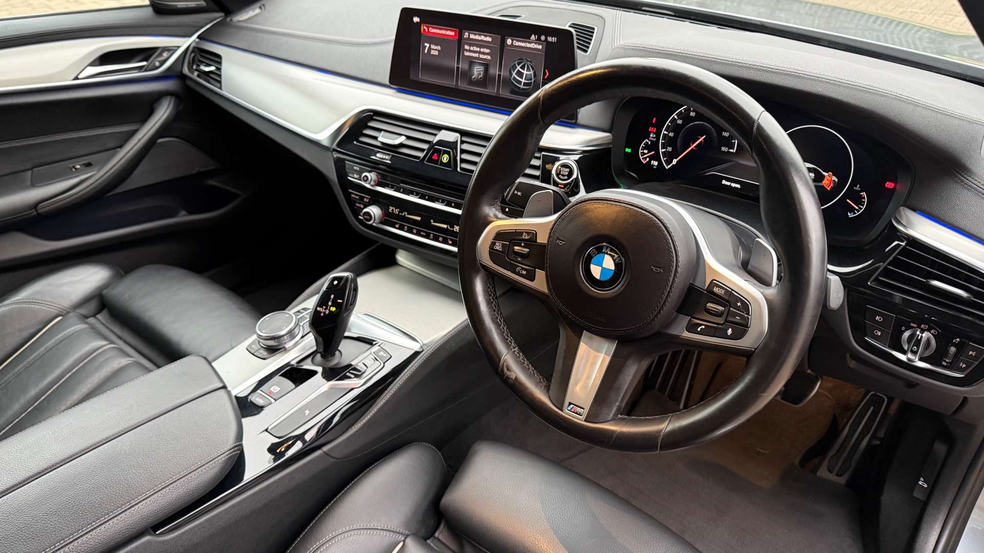 BMW 5 SERIES 3.0 530d M Sport Auto 4dr #31