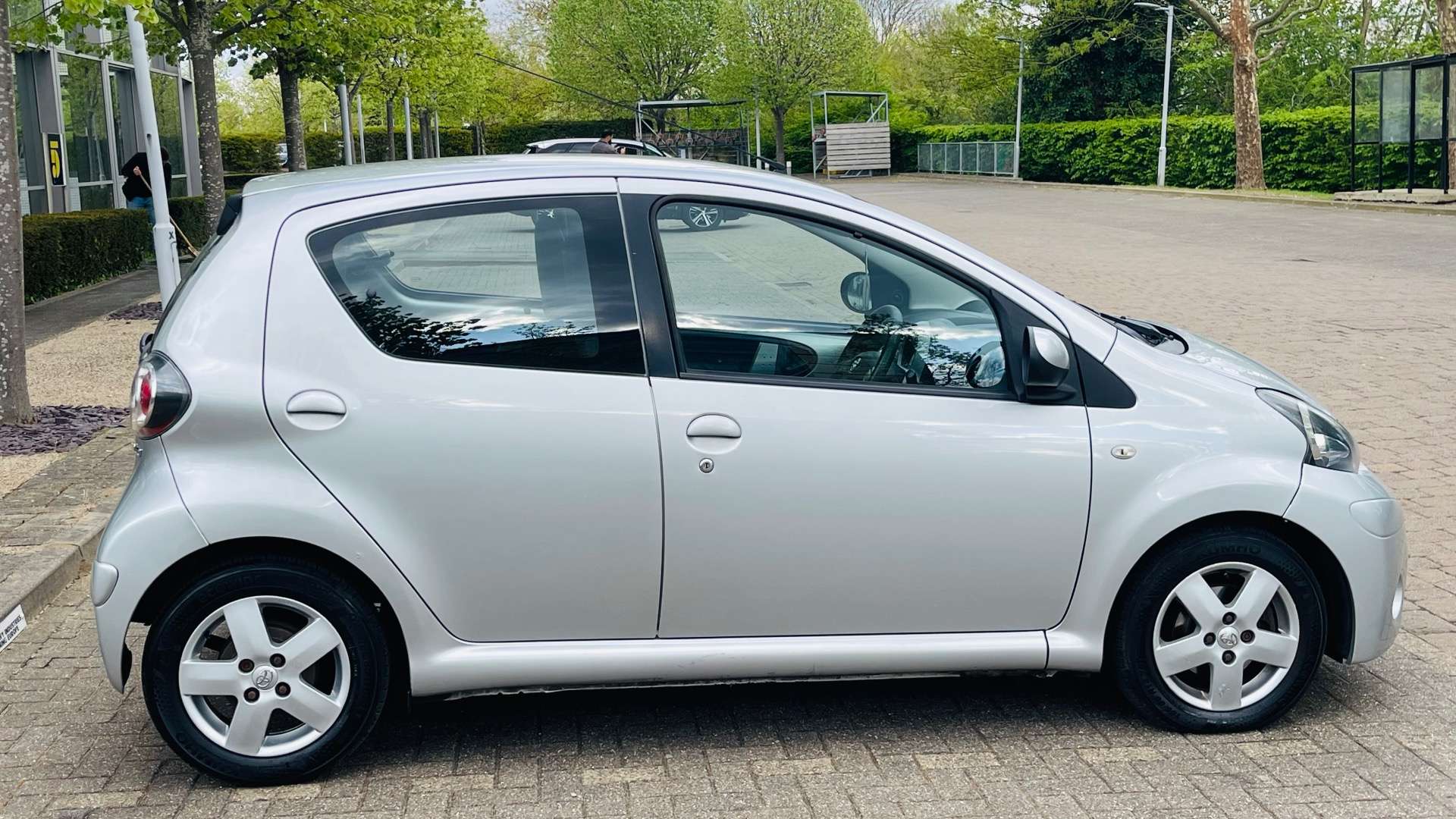 TOYOTA AYGO 1.0 Aygo VVT-i Ice 5dr #12